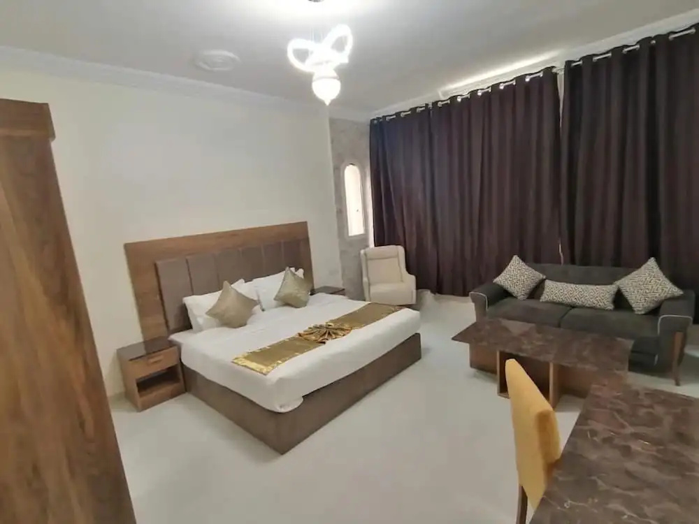 Iwan alandalusia hotel suites AlRehab