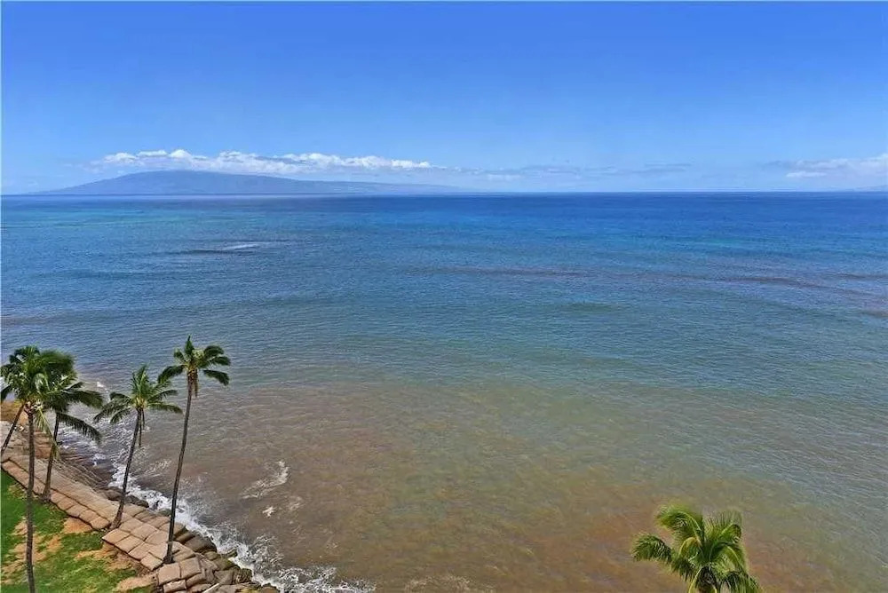 Royal Kahana 1112 by RedAwning