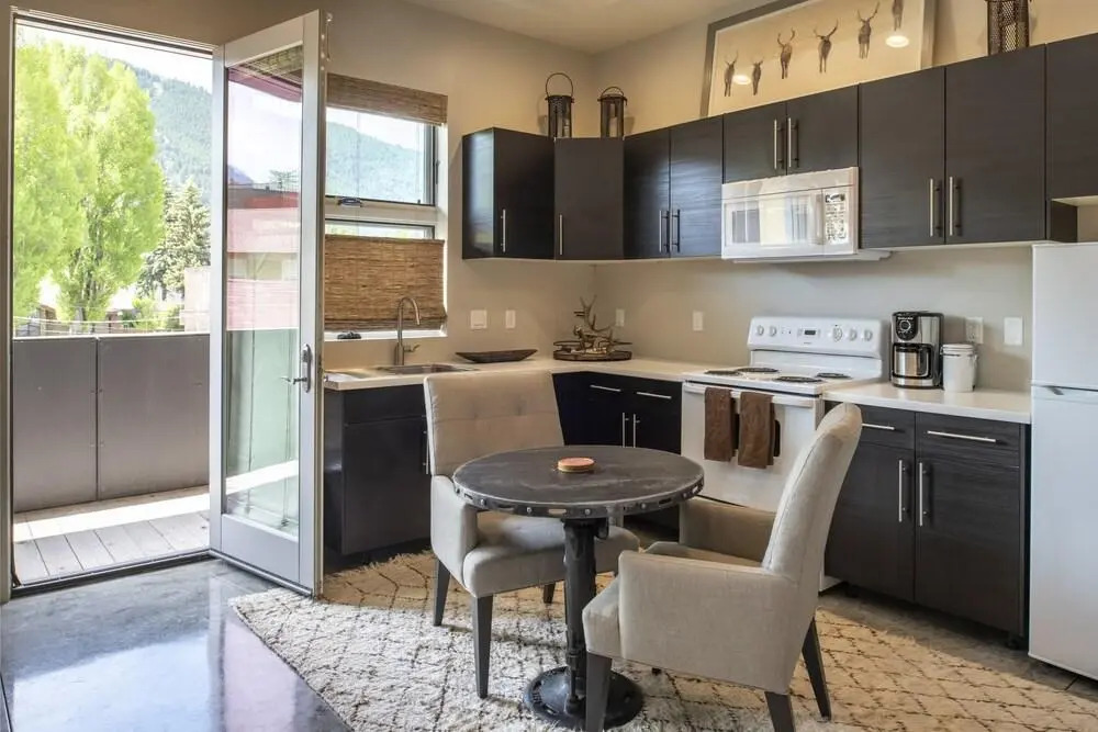 Abode at Penthouse Jackson