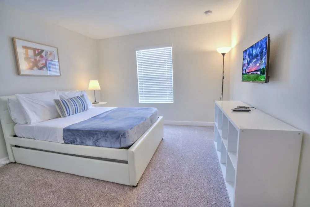 4 BR 3 BA Townhouse by Nord NH-18003
