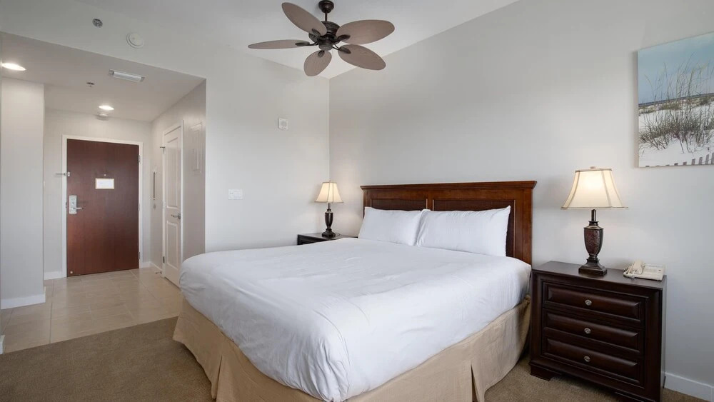 Luau I 7011 - flr10 - Studio 1BA - (4)