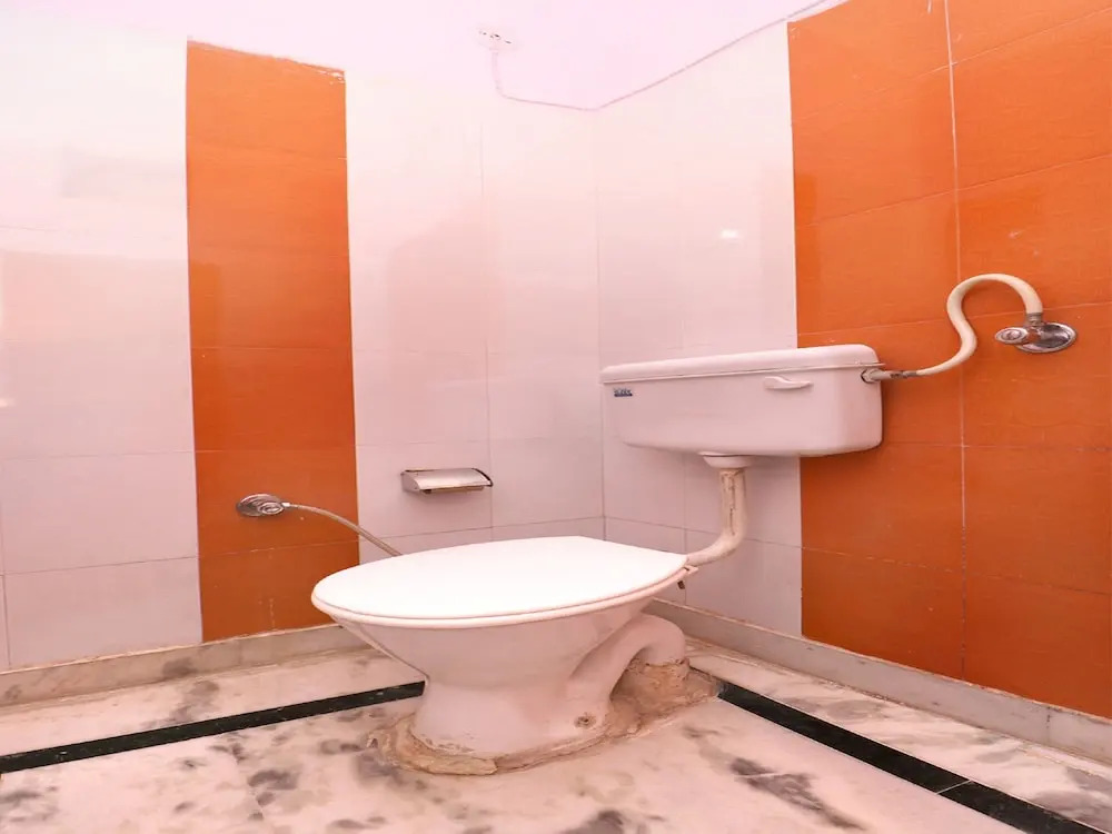 OYO 16715 Hotel City Luxury 45