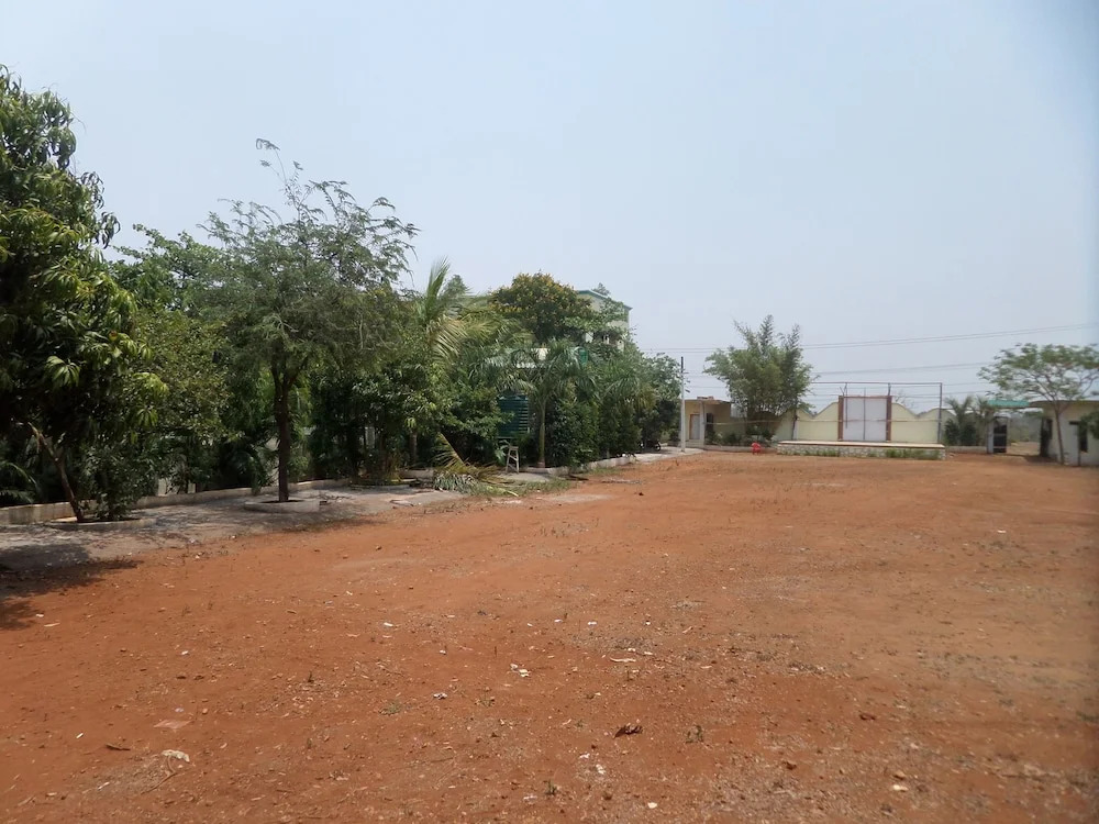 Hotel Om Sai Chattra Icon Residency