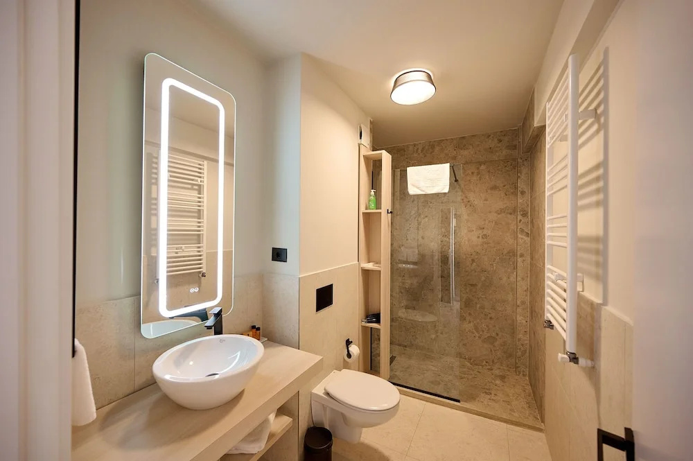 Alezzi Infinity Resort & Spa