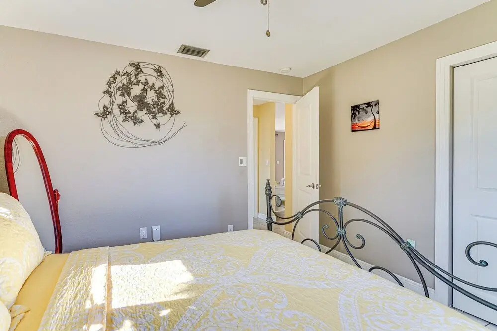 Pet-friendly Cape Coral Paradise w/ Yard!