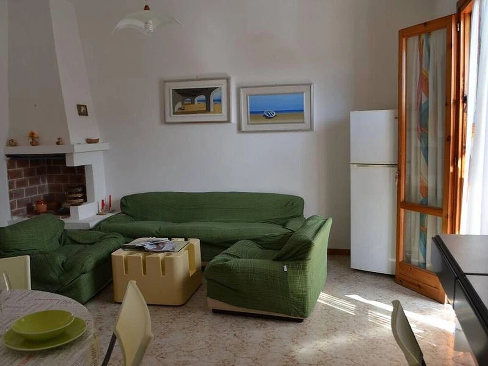 Apartment Near The Beach With Air Conditioning Pets Allowed