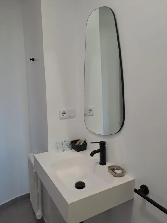 Saxa Hostel B&B