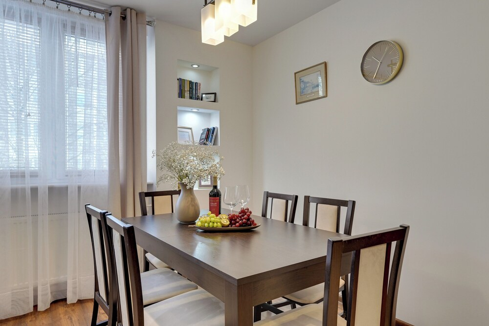 Piastowska near the Jelitkowo Beach & Reagan Park by Downtown Apartments