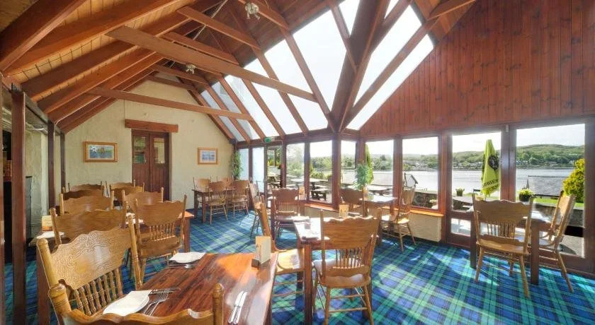 Lochnell Arms Hotel