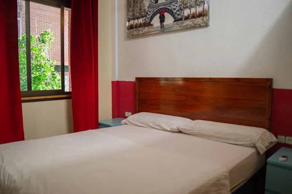 Hostel Ideal Badal