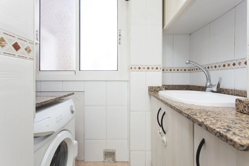 Madrona Apartment