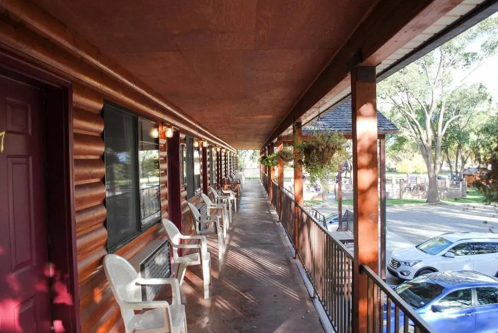 Austins Chuckwagon Motel