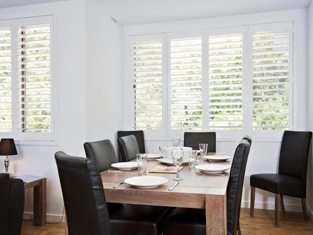 Shoal Bay Road, Del Rae, Unit 18, 25