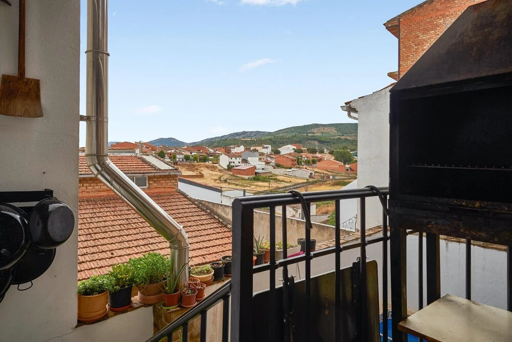 Villa With 6 Bedrooms in Puebla de Don Rodrigo, With Wonderful Mountain View, Private Pool, Furnished Balcony
