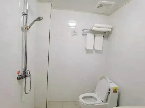 Chongqing Xianjian Inn