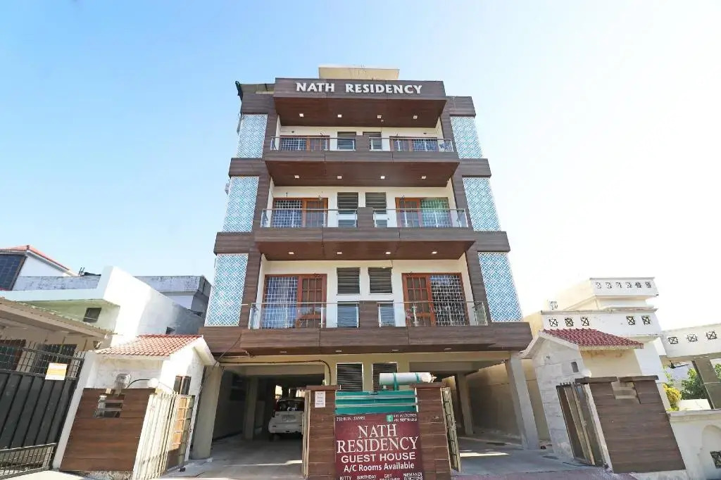 Nath Residency Guest House By OYO Rooms