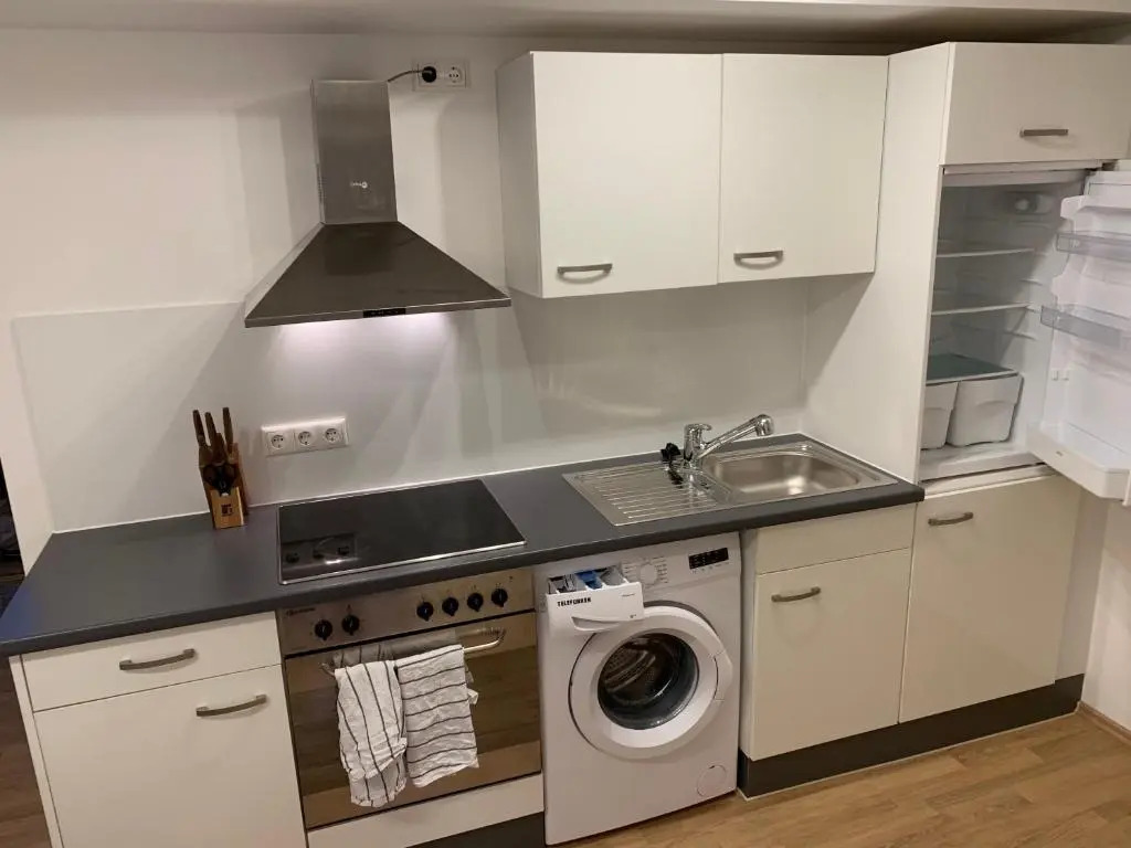 Felix Living 1, Modernes Apartment Fur 2 Personen, Innenstadt, Smart Tv, Parkplatz