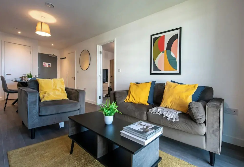 Insignia Aparment