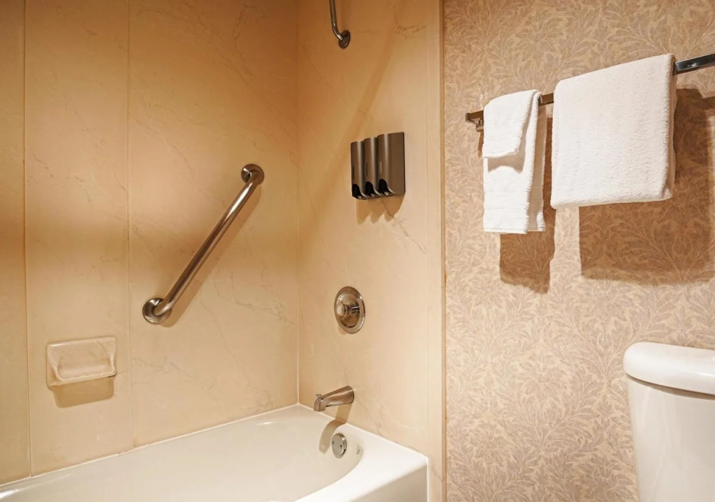 Best Western Plus Executive Inn