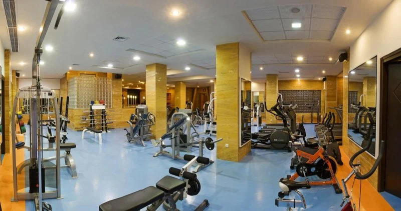Chamran Grand Hotel