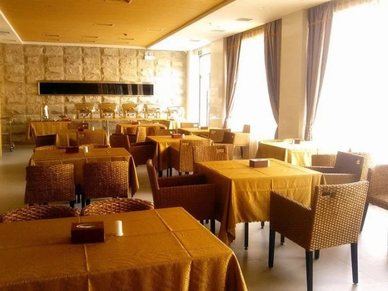 5Yue Inn Linan Branch