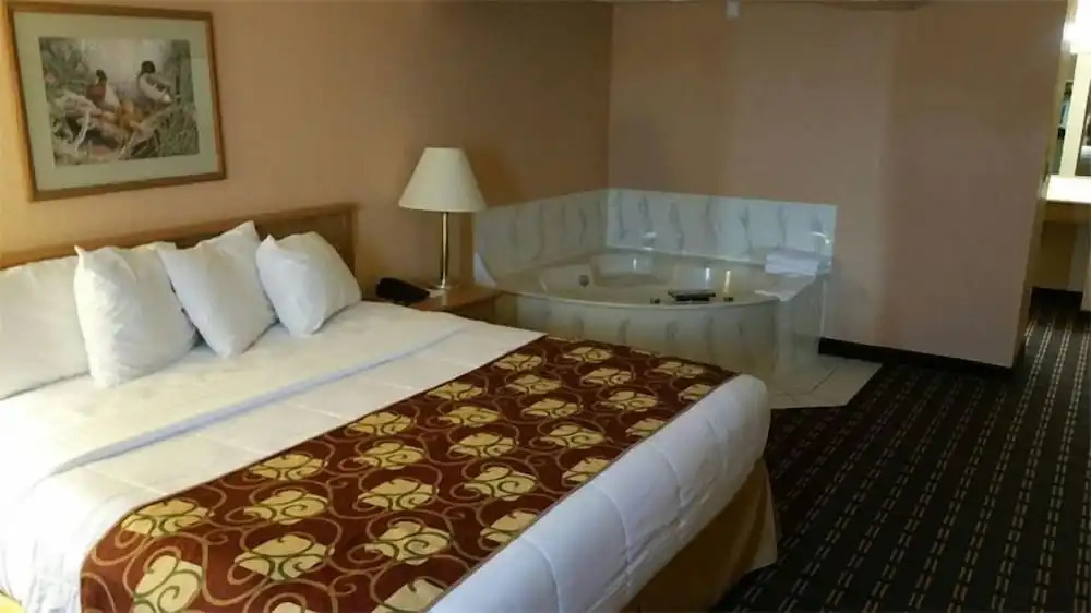 Asteria Inn & Suites