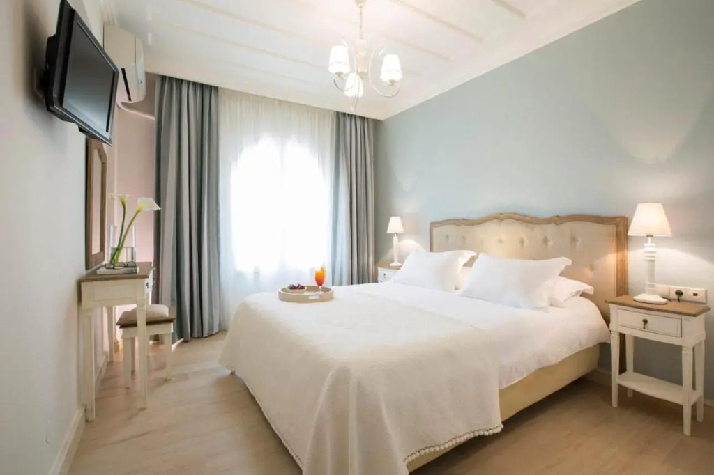 Lefko Hotel & Apartments