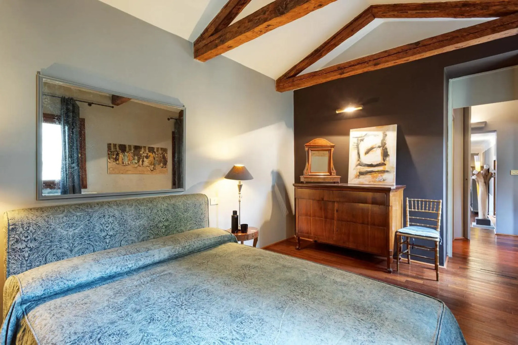 LL4425 Penthouse of 200sqm