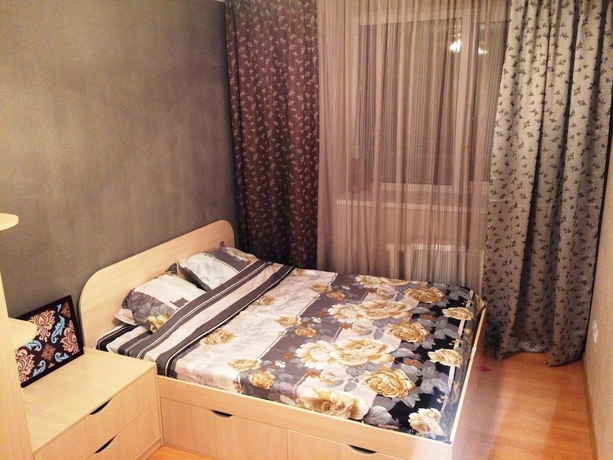 Apartment 89