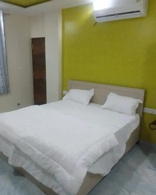 Hotel O Shree Shyam