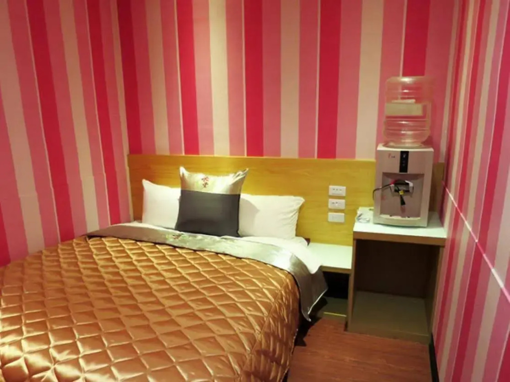 Yung Feng Hotel
