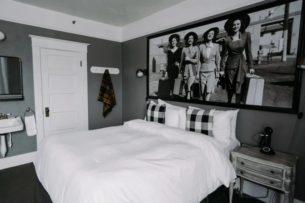 Hood River Hotel