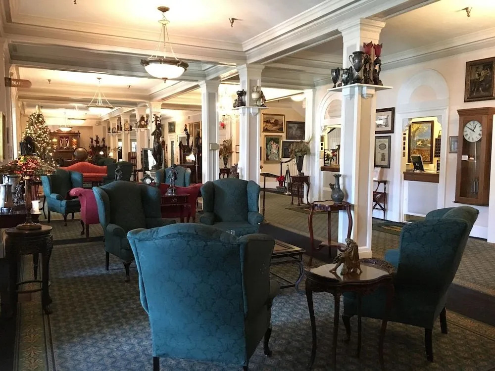 The 1927 Lake Lure Inn & Spa