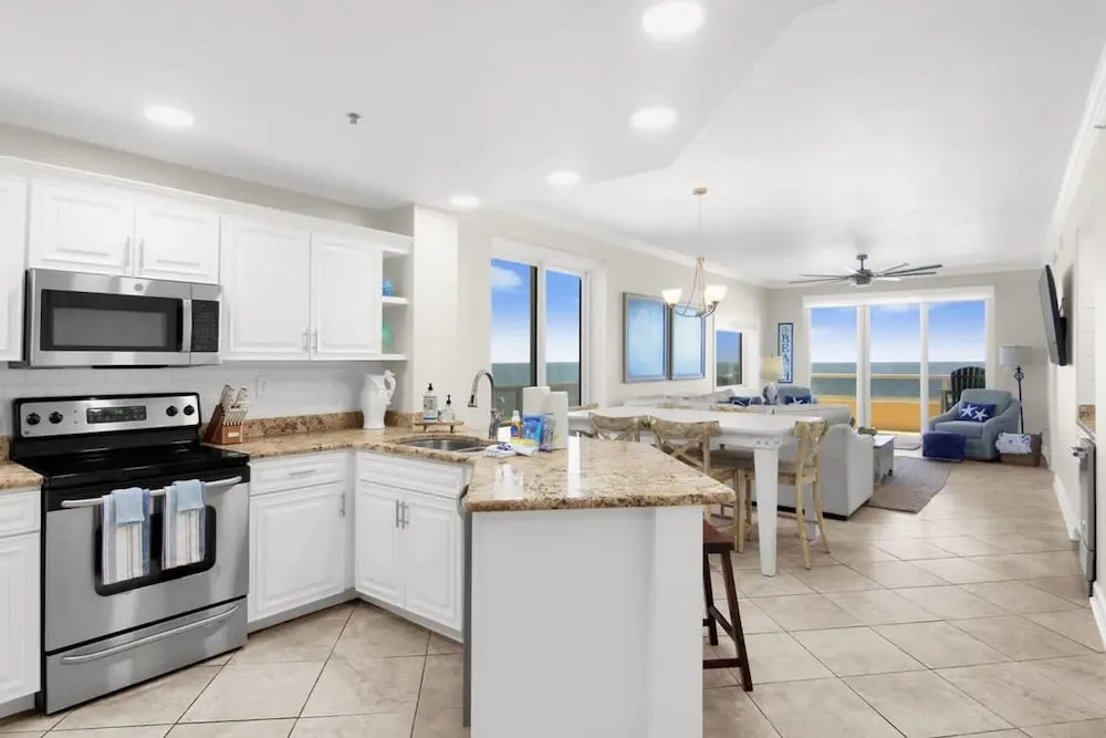 Enclave 401 Beachfront Tennis Stunning Views