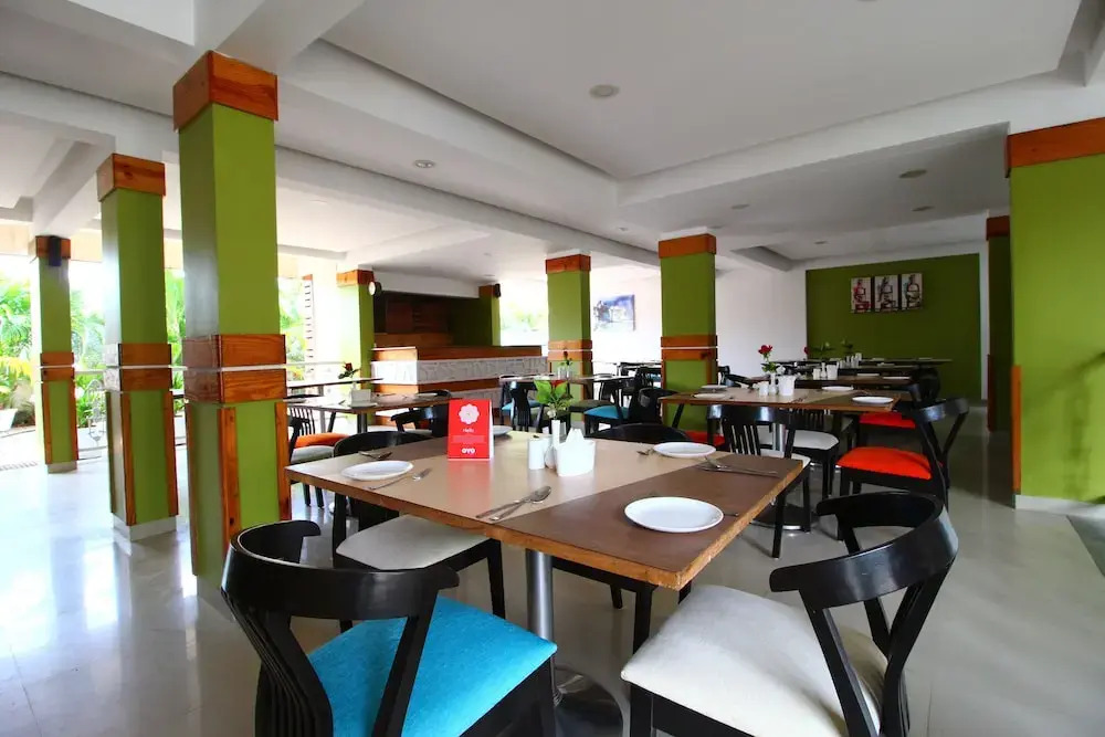 OYO 10042 Turtle Beach Resort 1