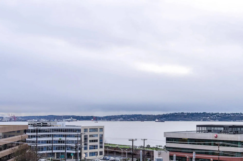 Ginosi Puget Sound Apartel