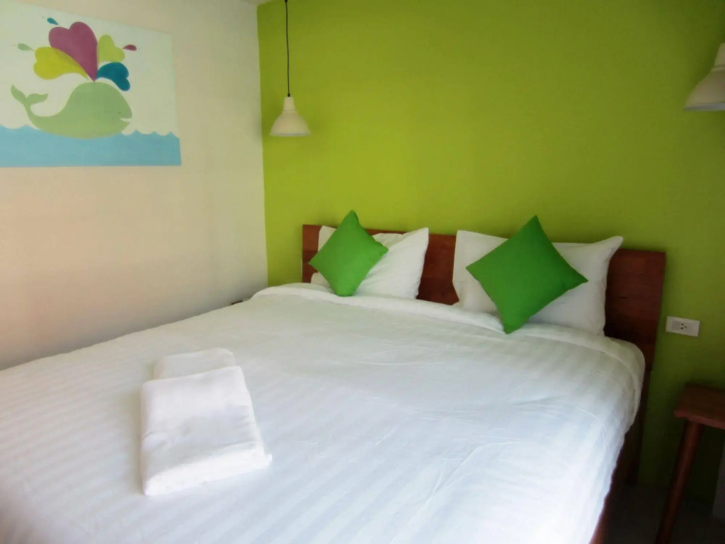 Tiya House Rooms & Cafe