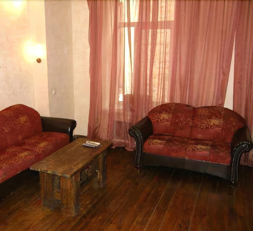 Kostelna Antique
