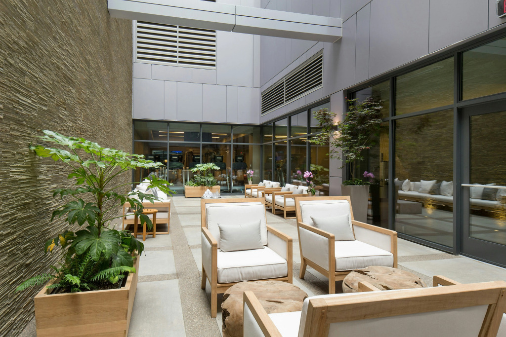 The Porter Portland, Curio Collection By Hilton