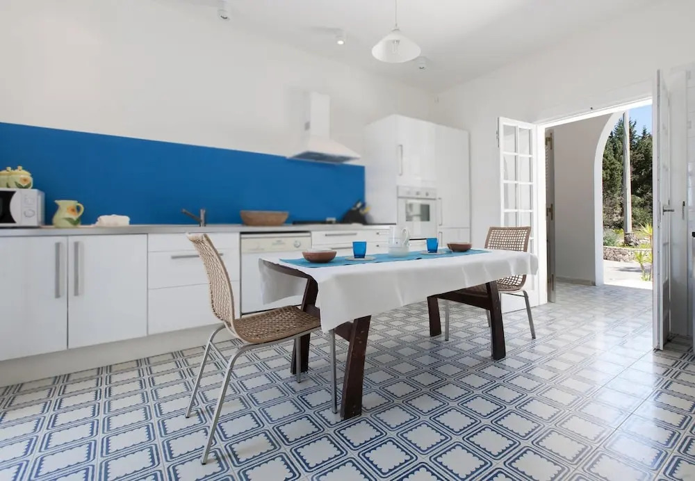 Villa Perla Bianca by LoveSud