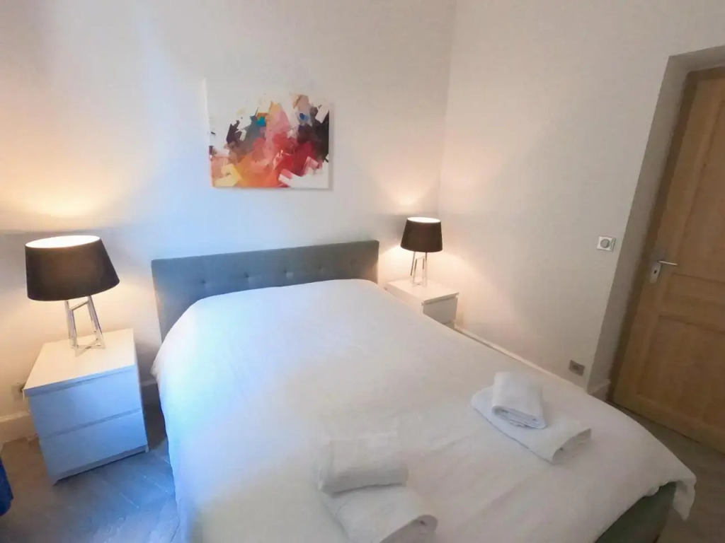 Superbe Maison 6 Ch, 4 Sdb, Terrasses Et Billard