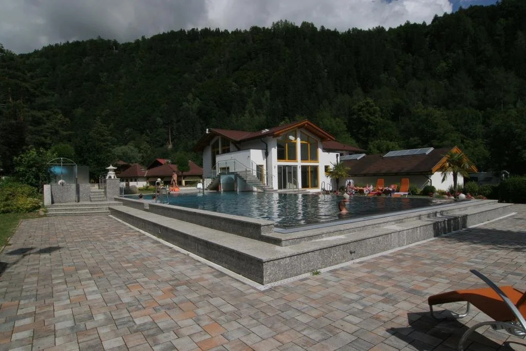 Schwimmbad Camping Mössler