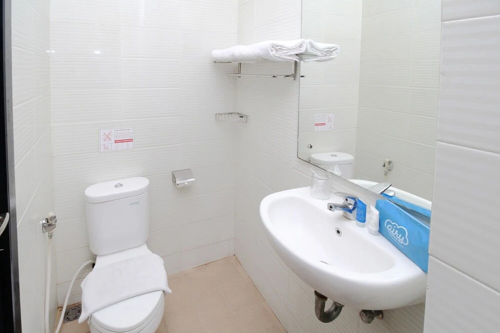 Airy Premier Tunjungan Walikota Mustajab 29 Surabaya