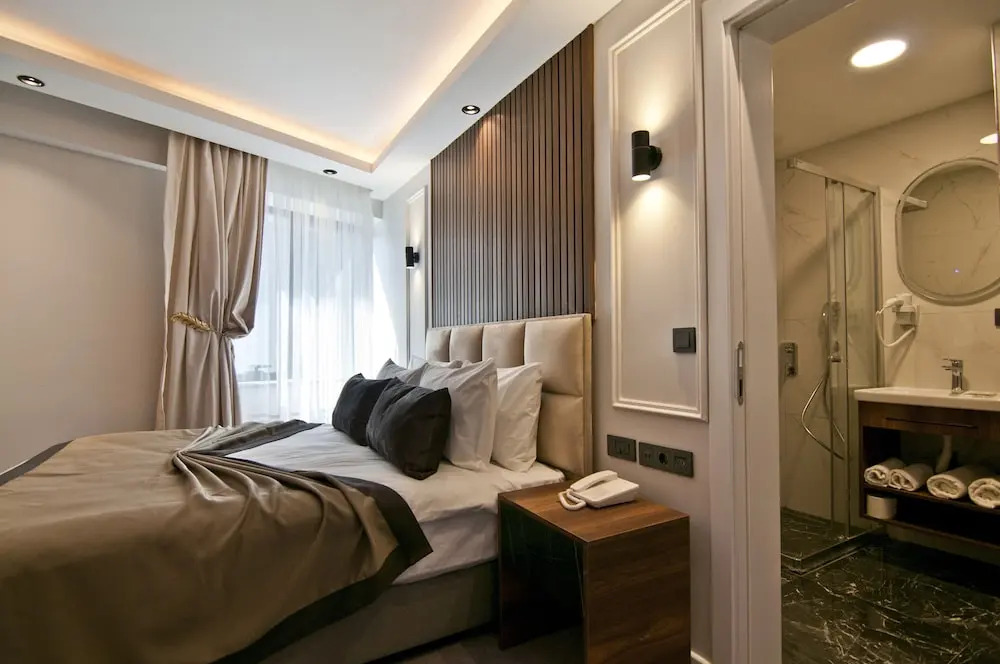 Valide Residence