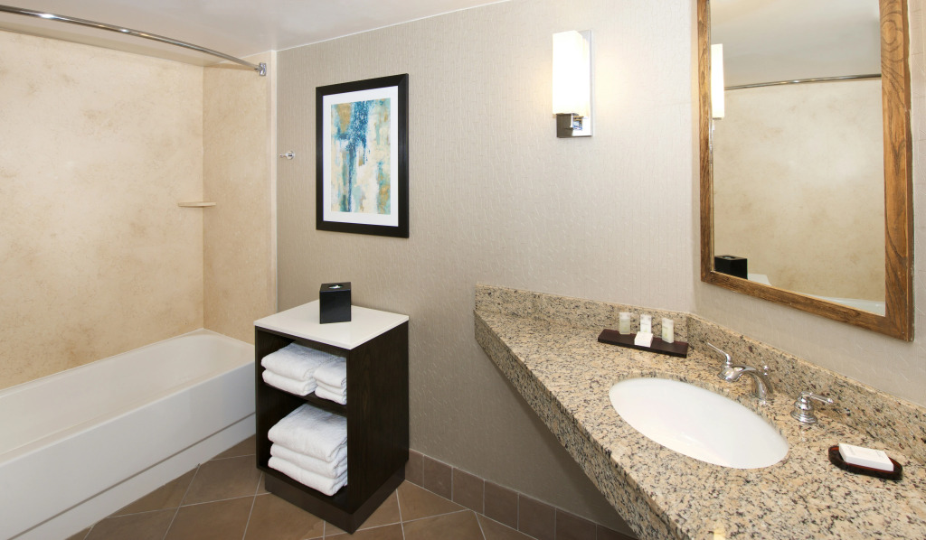Embassy Suites by Hilton Portland Tigard