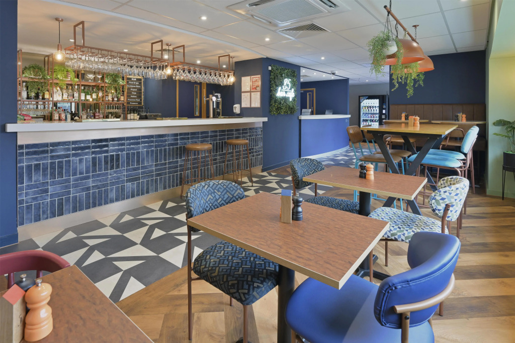 Travelodge Swindon Central