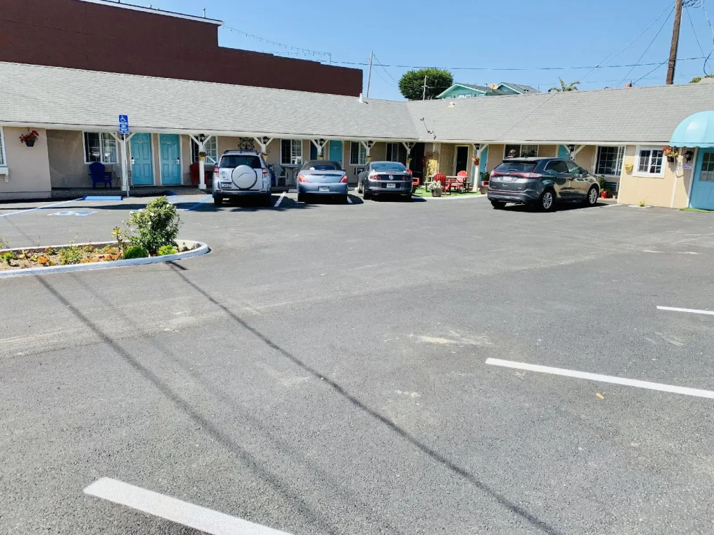 Central Coast Inn
