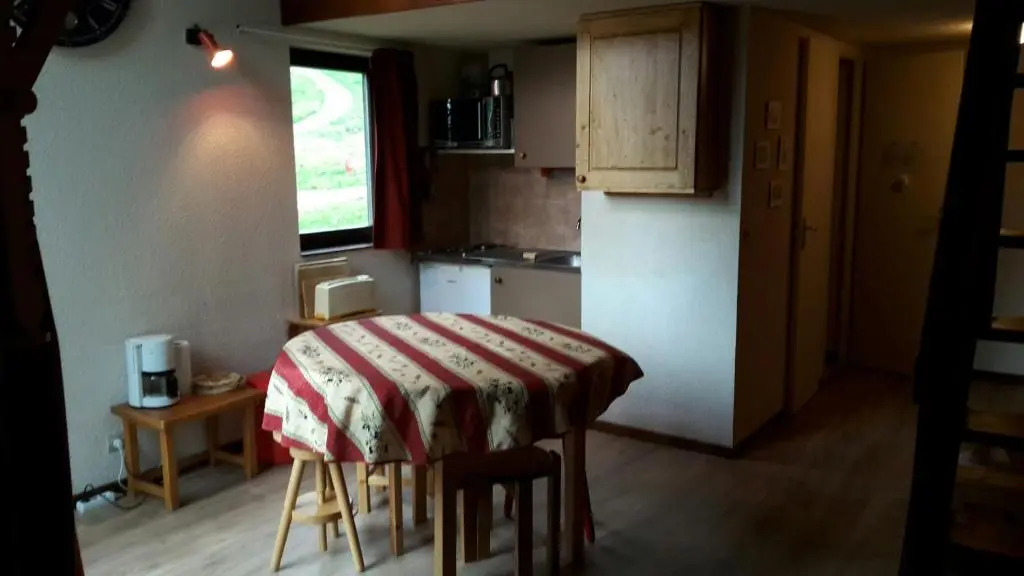LE Refuge 4005