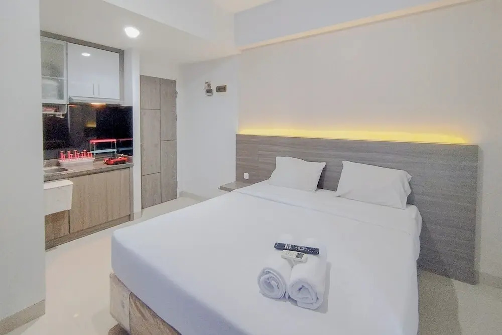Simply Design Studio At Taman Melati Surabaya Apartment
