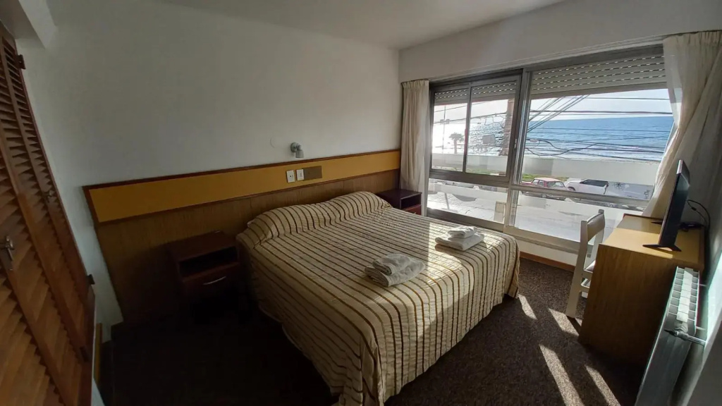 Costanera Hotel